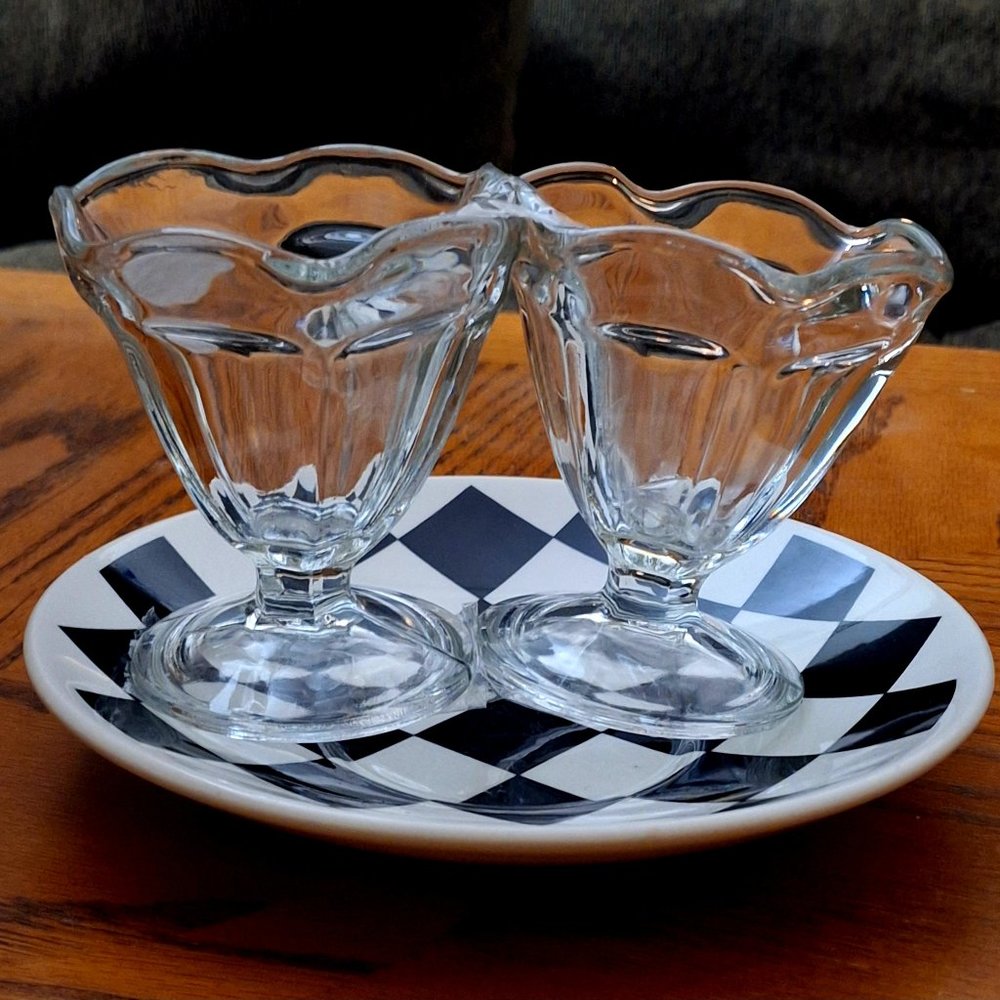 Vintage 70s Sundae Set